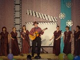 Песня Городские цветы коллектив школы