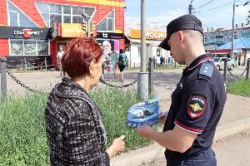 В Черемхово полицейские приняли участие в акции «Остановим мошенников вместе!»