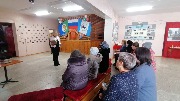 Вручение поздравительного адреса