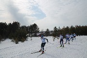 красиво бегут