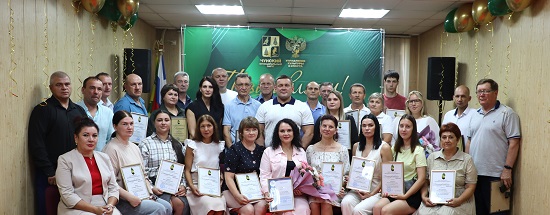 Спортивных специалистов поздравили с Днем физкультурника