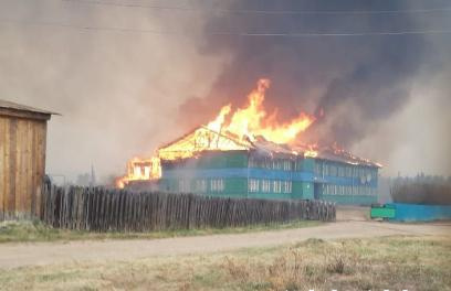 Ученики сгоревшей в Половино-Черемхово школы продолжат обучение в поселке Юрты