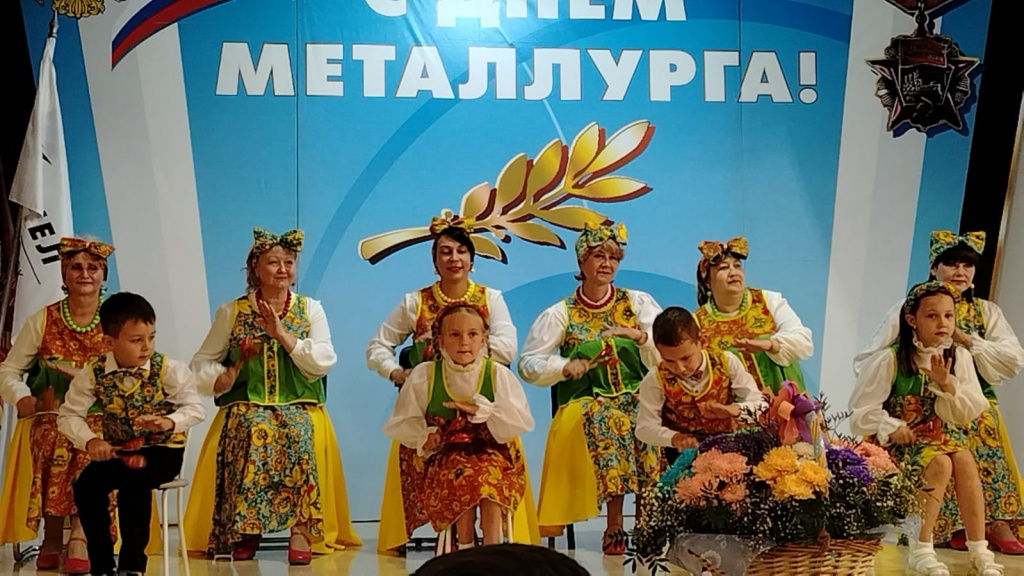 Выступление творческих коллективов.jpg