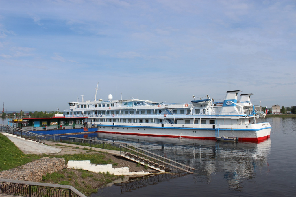 XgCzrbHL890.jpg