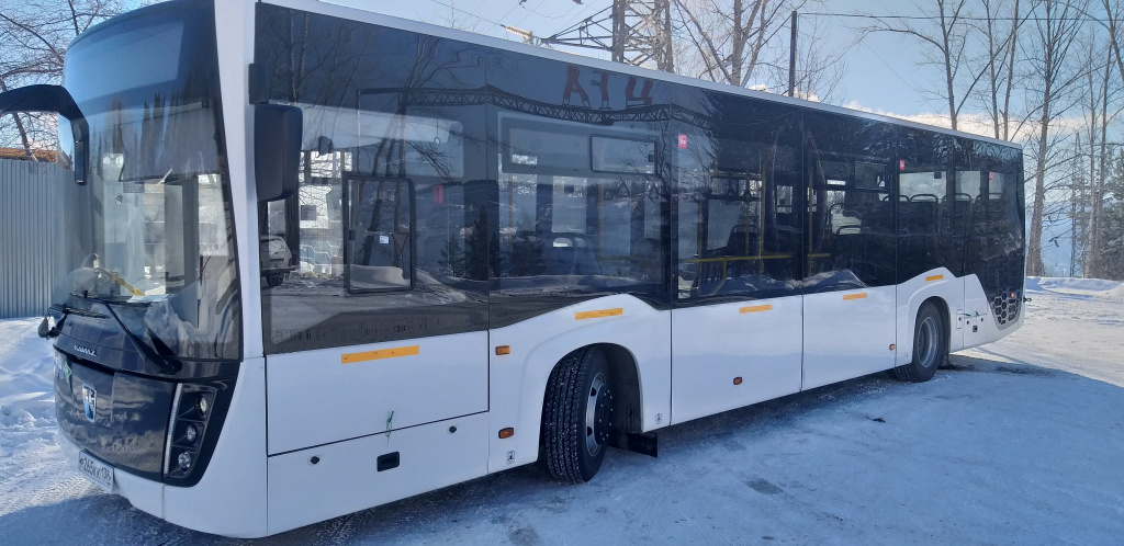 Новый автобус для работников КГОКа.jpg