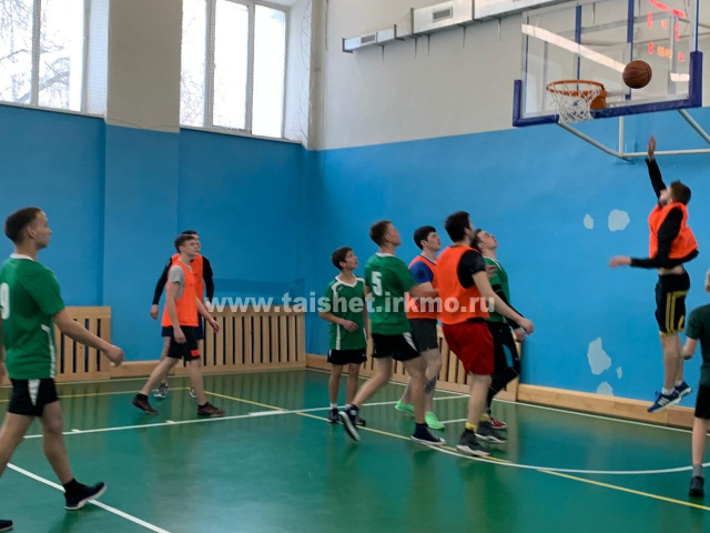 Состоялось открытие турнира по баскетболу на призы мэра района