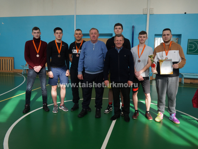 Кубок мэра Тайшетского района достался баскетболистам команды "ИСК" 
