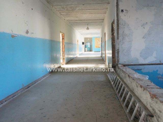 В селе Шелехово продолжается капитальный ремонт основного здания школы и интерната