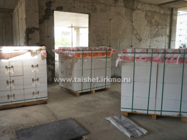 Строители приступили к возведению второго этажа детского сада в Тайшете