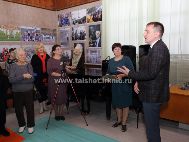 Открытие фотовыставки «Годы и люди» состоялось в Бирюсинском краеведческом музее