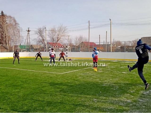 В Тайшетском районе прошёл кубок по зимнему футболу