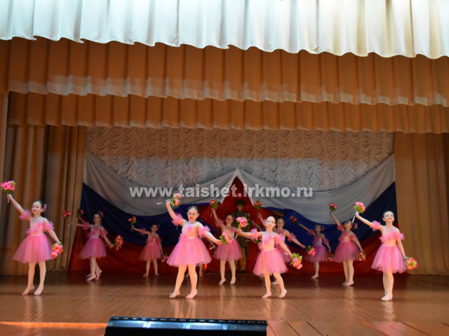 6 мая 2023 года в Центре дополнительного образования «Радуга» г.Тайшета прошёл большой праздничный концерт, посвященный Дню Победы