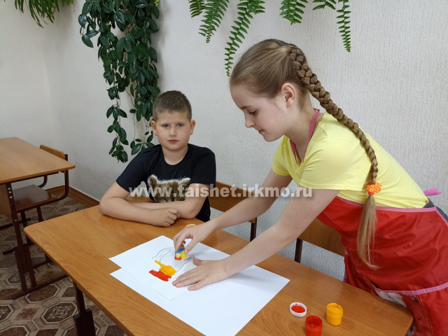 Мастер-класс по нестандартному рисованию «Здравствуй, лето!» в Тамтачетской средней школе