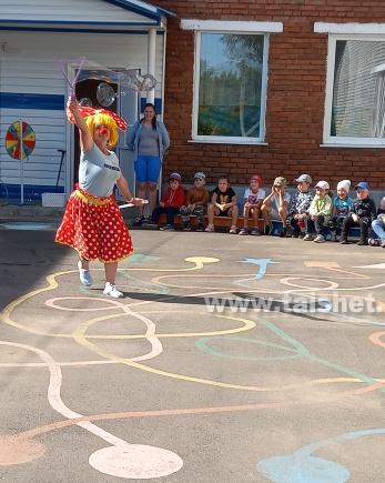 Спортивно-развлекательное мероприятие "Веселые старты" в МКДОУ детском саду "Сказка" г. Тайшета