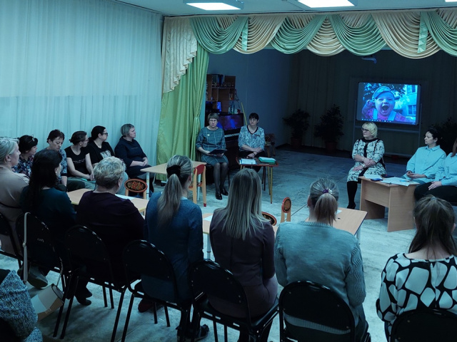 Районный методический семинар в детском саду «Рябинка» г. Тайшета по теме: «Сопровождение детей с ОВЗ и детей-инвалидов в дошкольном образовательном учреждении» 