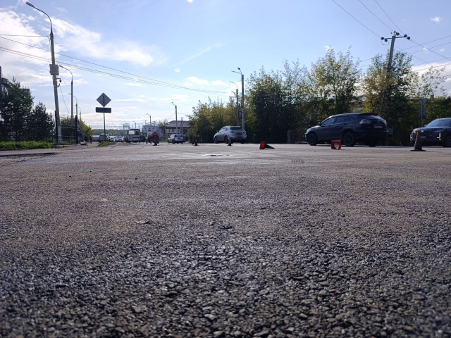 В городе активно продолжается асфальтирование улицы Транспортная