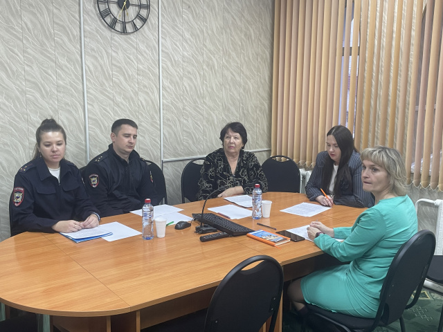 Районное родительское собрание по профилактике социально-негативных явлений среди подростков