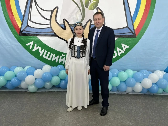 Сегодня ЦДО «Радуга» прошёл полуфинальный этап муниципального конкурса «Ученик года - 2026». В этом году конкурс посвящён Году единства народов России.