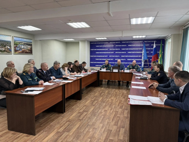 На территории нашего округа начала работать межведомственная группа по контролю за прохождением паводкового периода под руководством заместителя начальника управления – начальника отдела мероприятий гражданской оборон